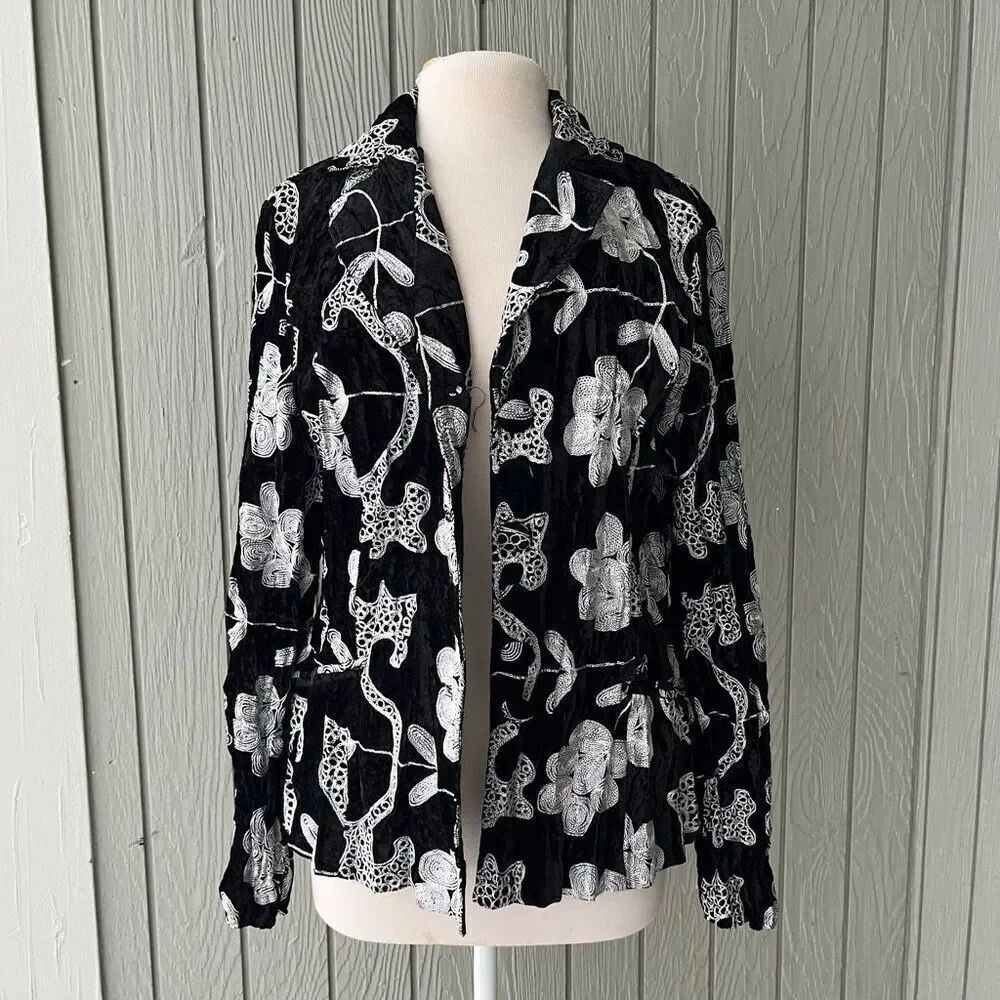 Alberto Makali VTG Velvet Embroidered Jacket XL Floral Appliqué, Covered Buttons
